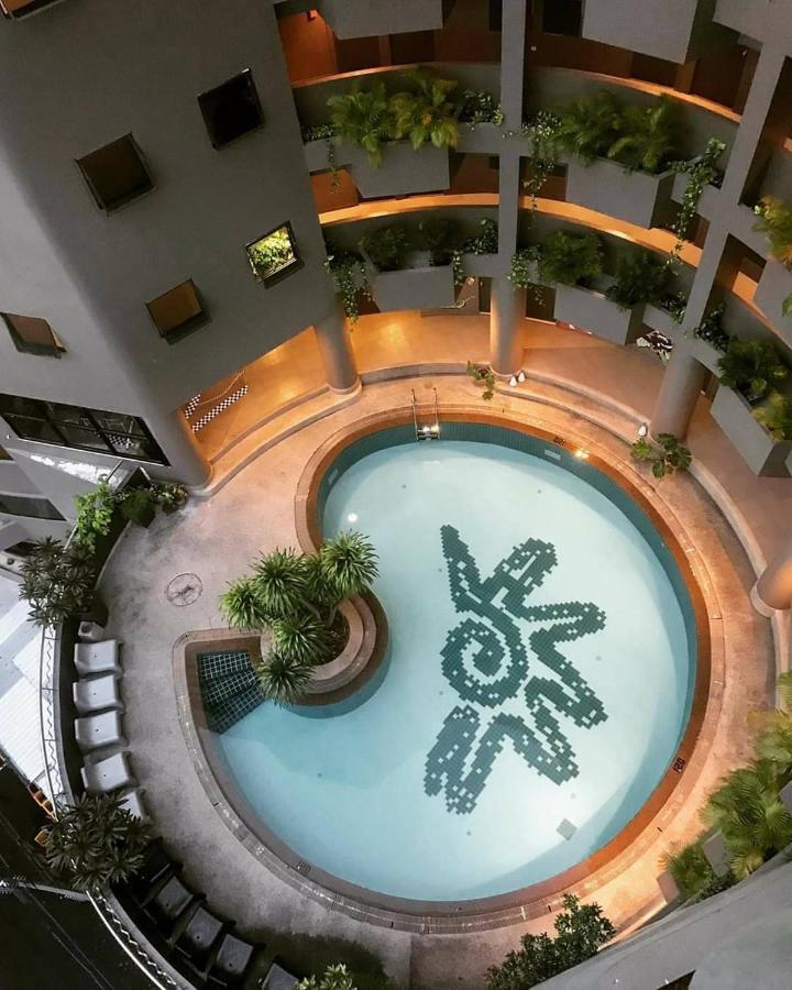 I Pavilion Hotel Phuket - Sha Extra Plus Eksteriør bilde