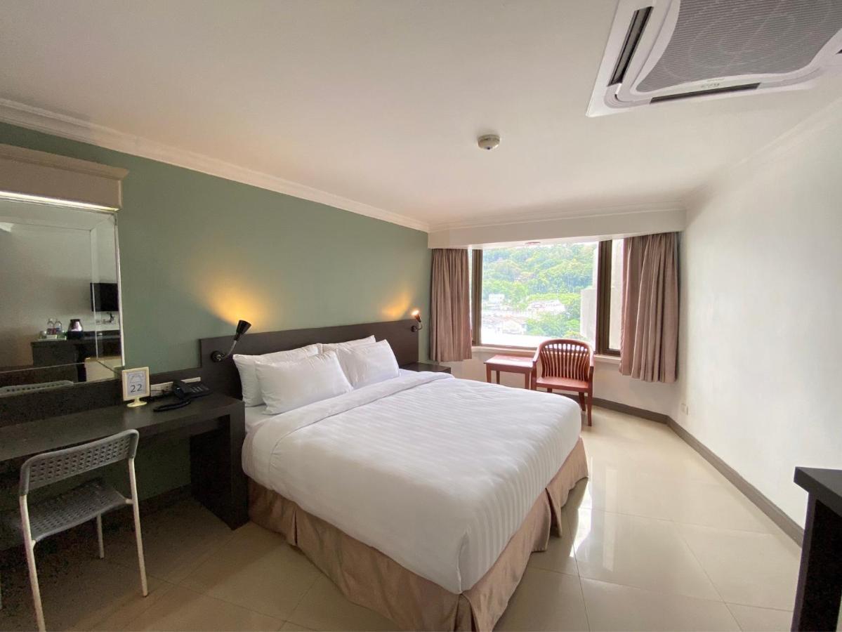 I Pavilion Hotel Phuket - Sha Extra Plus Eksteriør bilde